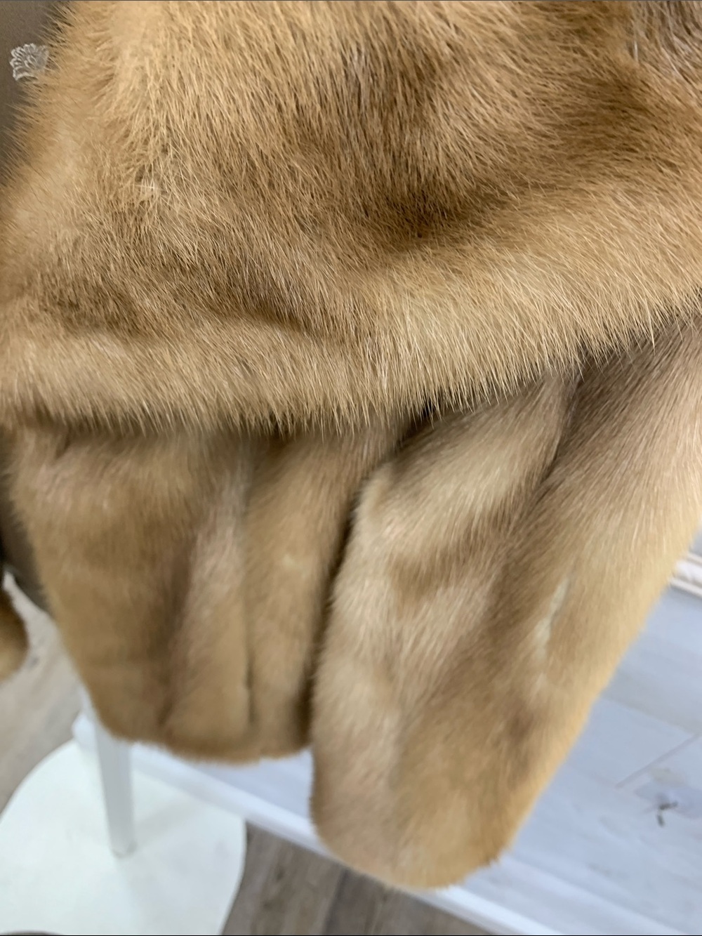 Cropped Teddy Jacket in Light Brown - Picture 4 of 5
